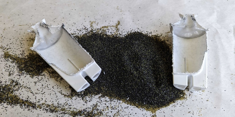 water filter cartridge replacement signs